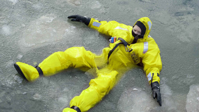 Polar-immersion-suit